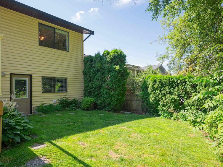 9582 214a Street, Langley, BC, V1M 1T4 - 35
