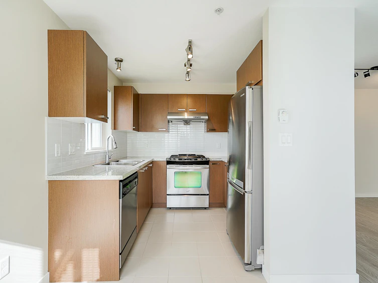 321-9399 Tomicki Avenue, Richmond, BC, V6X 0H6 - 10
