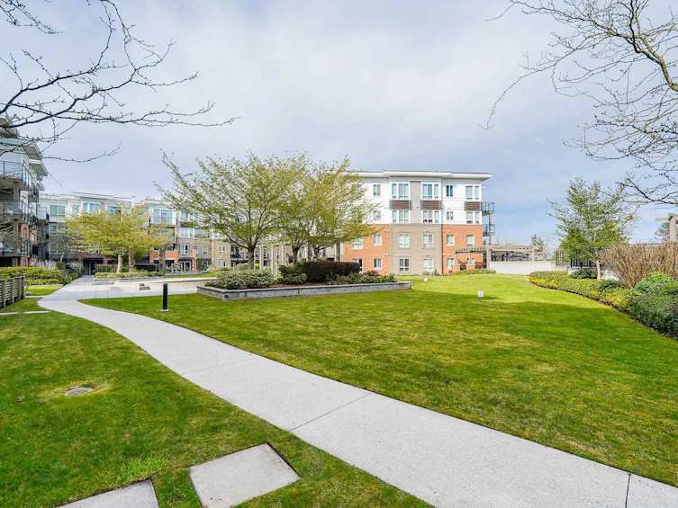 321-9399 Tomicki Avenue, Richmond, BC, V6X 0H6 - 32