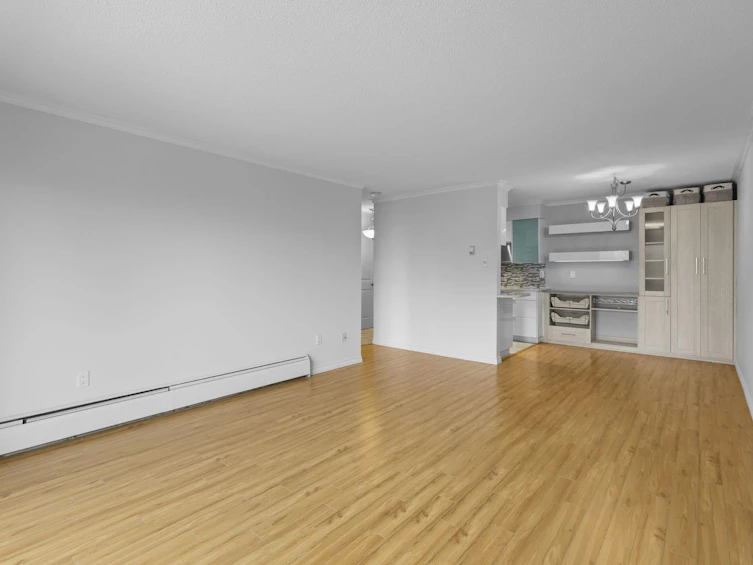 209-1345 Chesterfield Avenue, North Vancouver, BC, V7M 2N1 - 9