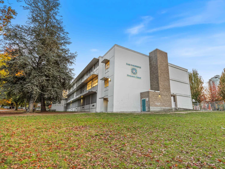 4312 Spruce Street, Burnaby, BC, V5G 1Y5 - 24