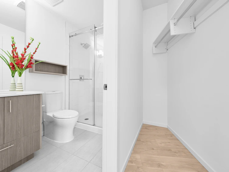 PH33-6283 Kingsway, Burnaby, BC, V5J 0H3 - 11