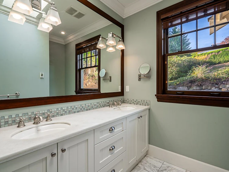 1373 Chartwell Drive, West Vancouver, BC, V7S 2R4 - 32
