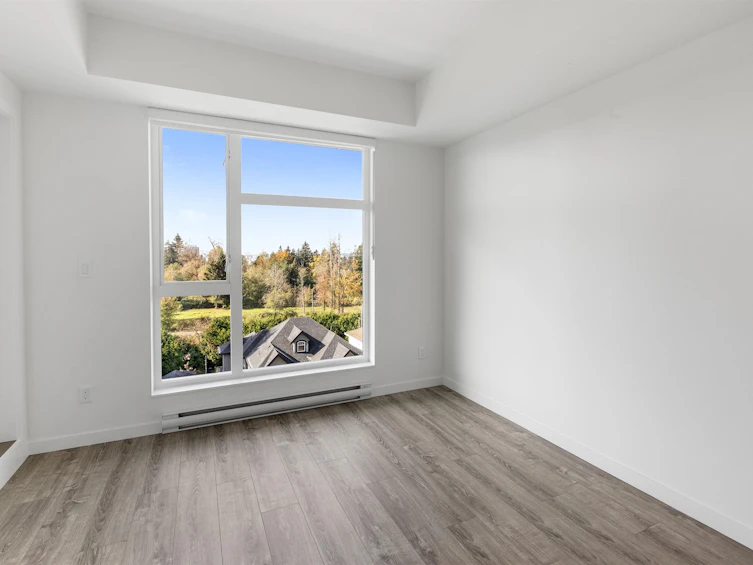 W605-10828 139a Street, Surrey, BC, V3R 3E5 - 4