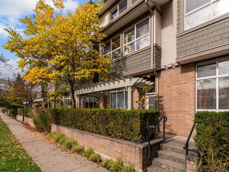5-15353 100 Avenue, Surrey, BC, V3R 3S6