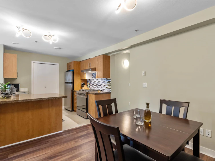 5-15353 100 Avenue, Surrey, BC, V3R 3S6 - 6