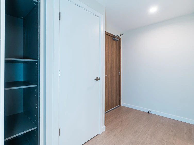 1801-4168 Lougheed Highway, Burnaby, BC, V5C 6A7 - 8