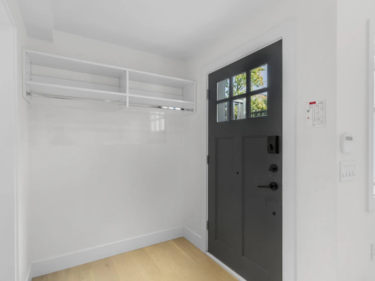 1824 W 12th Avenue, Vancouver, BC, V6J 2E8 - 9