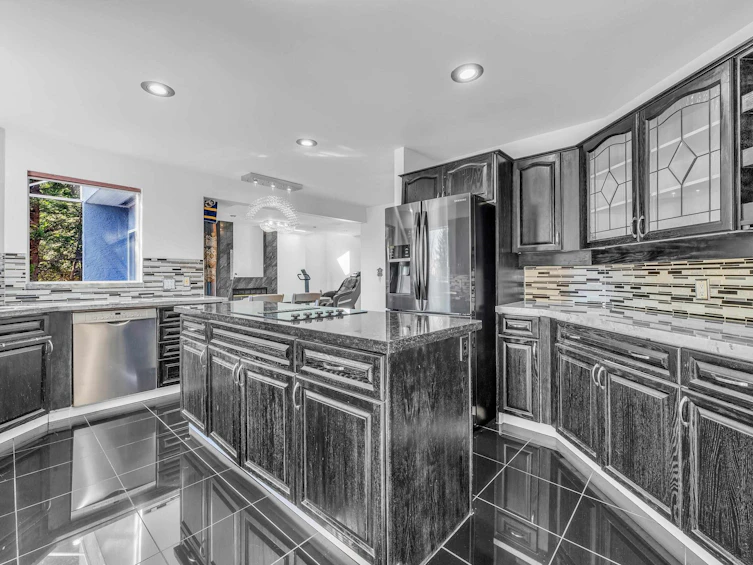 4193 Almondel Court, West Vancouver, BC, V7V 4V4 - 11