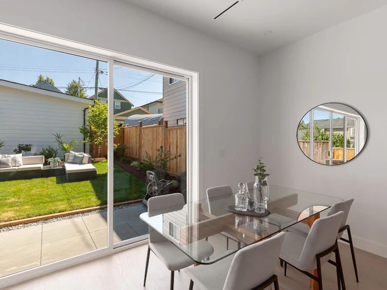 1362 E 17th Avenue, Vancouver, BC, V5V 1C8 - 4