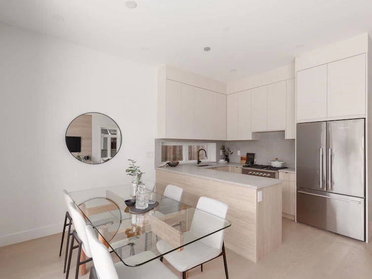 1362 E 17th Avenue, Vancouver, BC, V5V 1C8 - 5