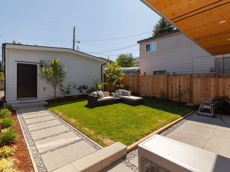1362 E 17th Avenue, Vancouver, BC, V5V 1C8 - 17
