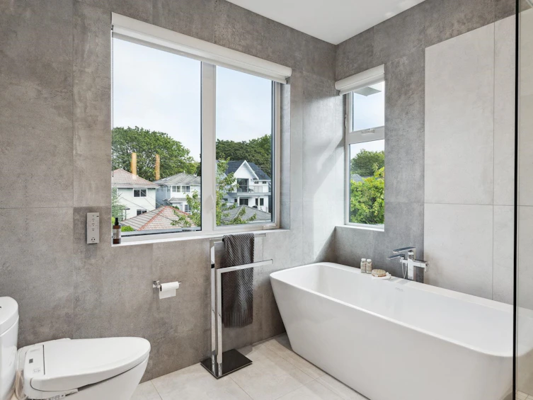 2959 W 16 Avenue, Vancouver, BC, V6K 3C7 - 17