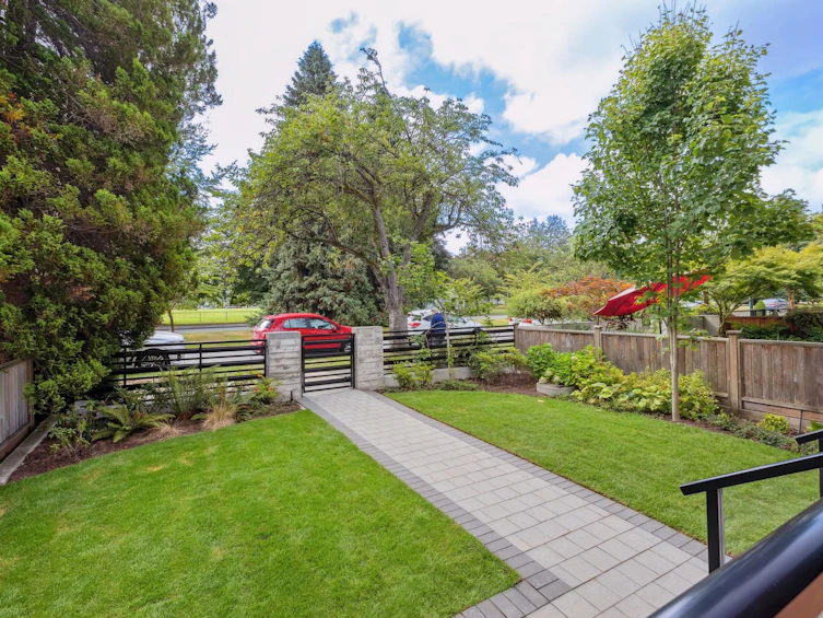 2959 W 16 Avenue, Vancouver, BC, V6K 3C7 - 32