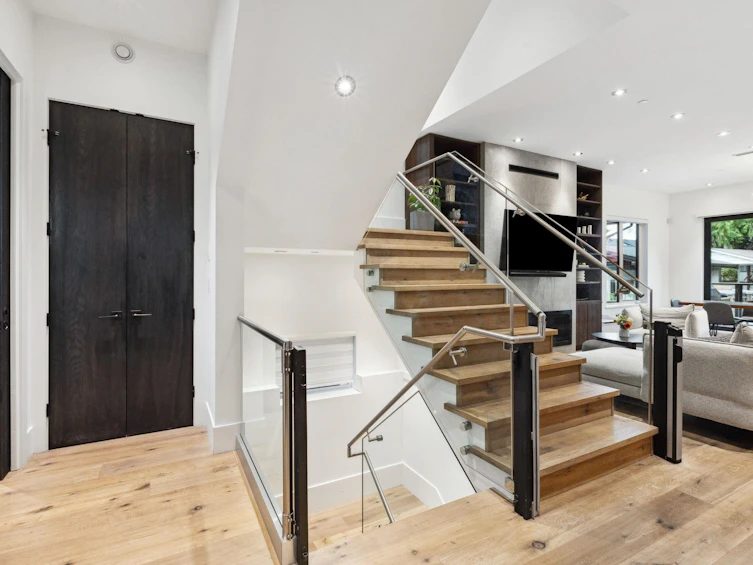 2959 W 16 Avenue, Vancouver, BC, V6K 3C7 - 11