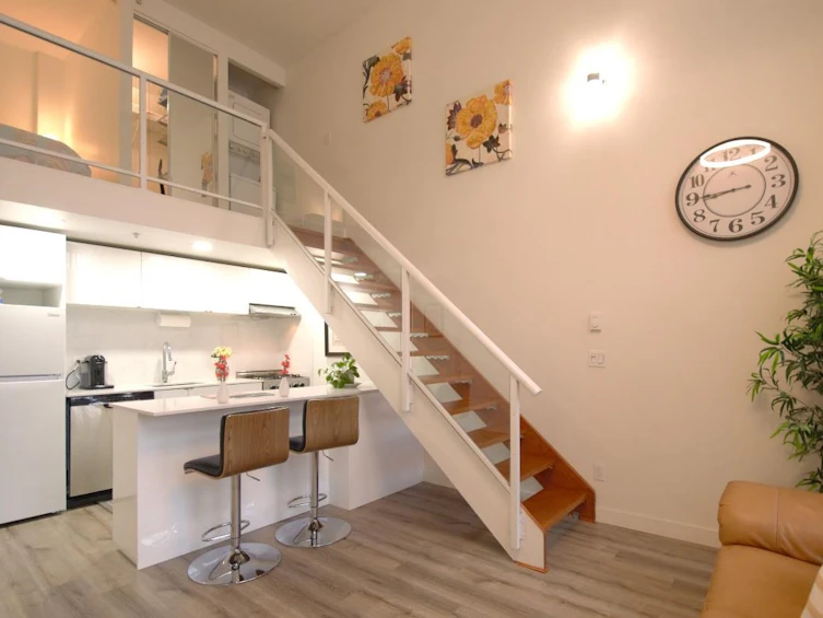 614-933 Seymour Street, Vancouver, BC, V6B 6L6 - 8