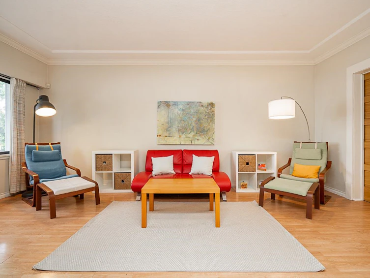 142 E 27th Avenue, Vancouver, BC, V5V 2K4 - 2