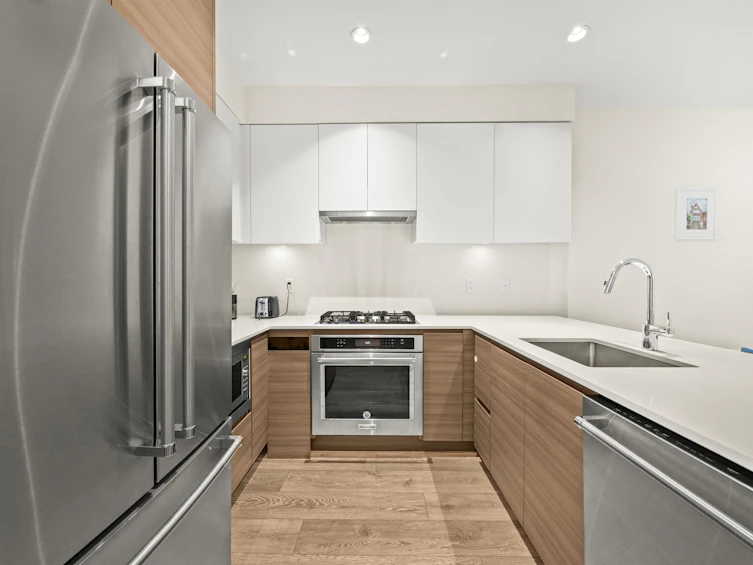 405-4468 Dawson Street, Burnaby, BC, V5C 0J9 - 8