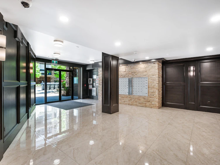 A103-20716 Willoughby Town Centre Drive, Langley, BC, V2Y 3J7 - 4