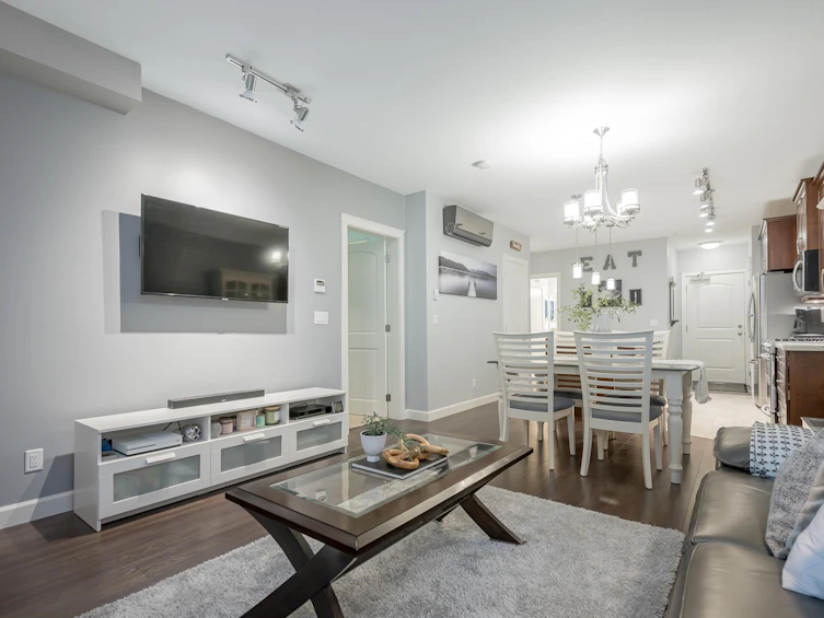 A103-20716 Willoughby Town Centre Drive, Langley, BC, V2Y 3J7 - 9