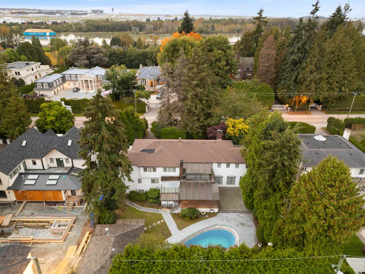 2025 SW Marine Drive, Vancouver, BC, V6P 6B4 - 2