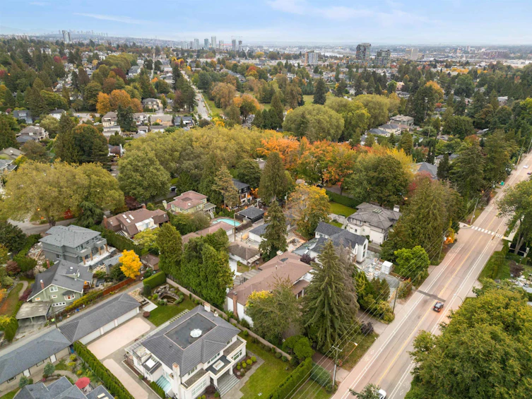 2025 SW Marine Drive, Vancouver, BC, V6P 6B4 - 8