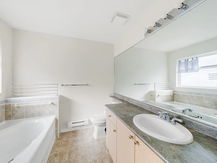 32-8080 Bennett Road, Richmond, BC, V6Y 1N5 - 12