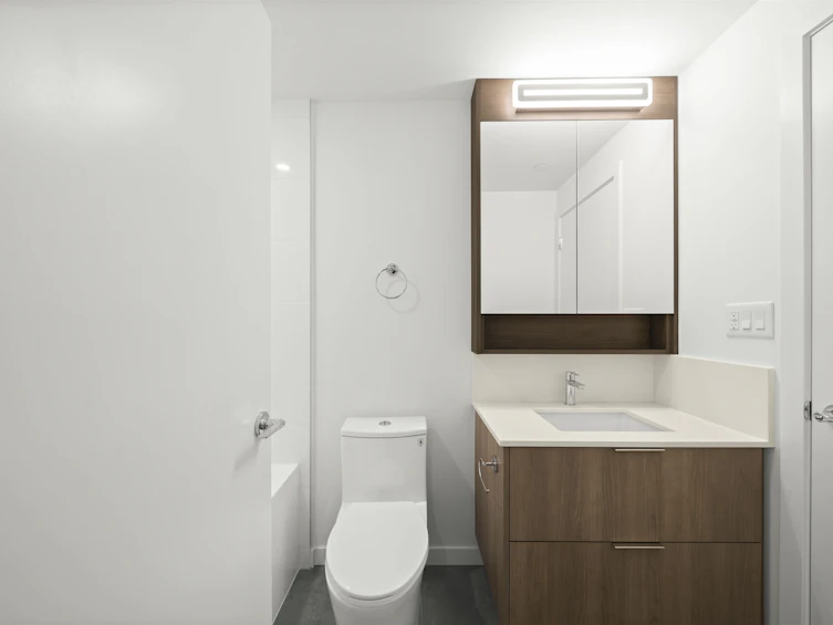 W408-10828 139a Street, Surrey, BC, V3R 0H3 - 13