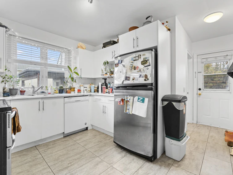 849 Parker Street, Surrey, BC, V4B 4R3 - 7