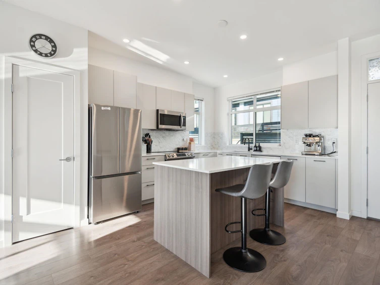 59-15255 Sitka Drive, Surrey, BC, V3S 0B1 - 6
