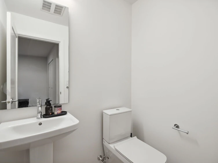 59-15255 Sitka Drive, Surrey, BC, V3S 0B1 - 15
