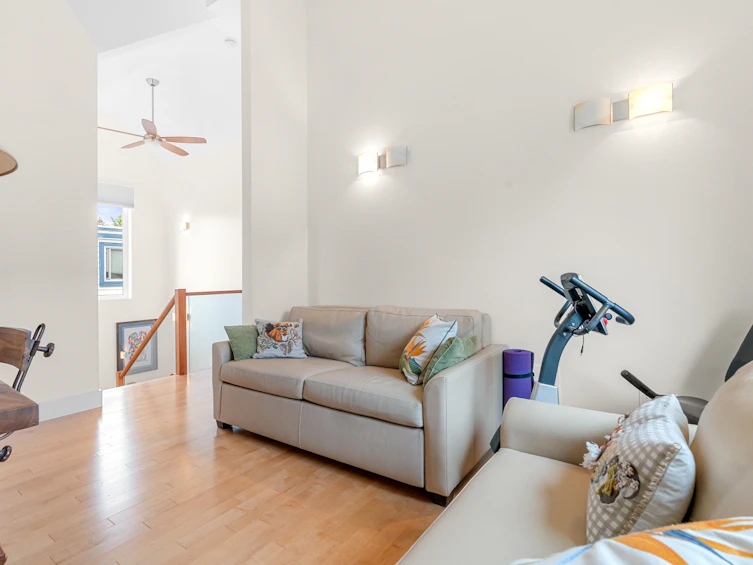 1521 Ridgeway Avenue, North Vancouver, BC, V7L 3S2 - 20