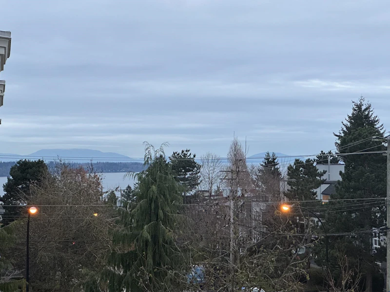 PH5 - 15357 Roper Avenue, Surrey BC V4B 2G2