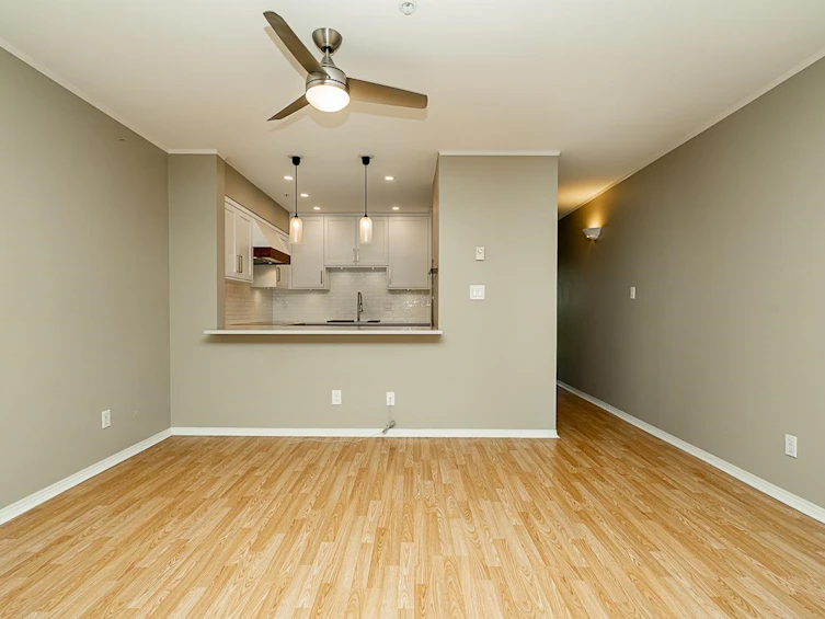 301-2288 Laurel Street, Vancouver, BC, V5Z 4K9 - 14