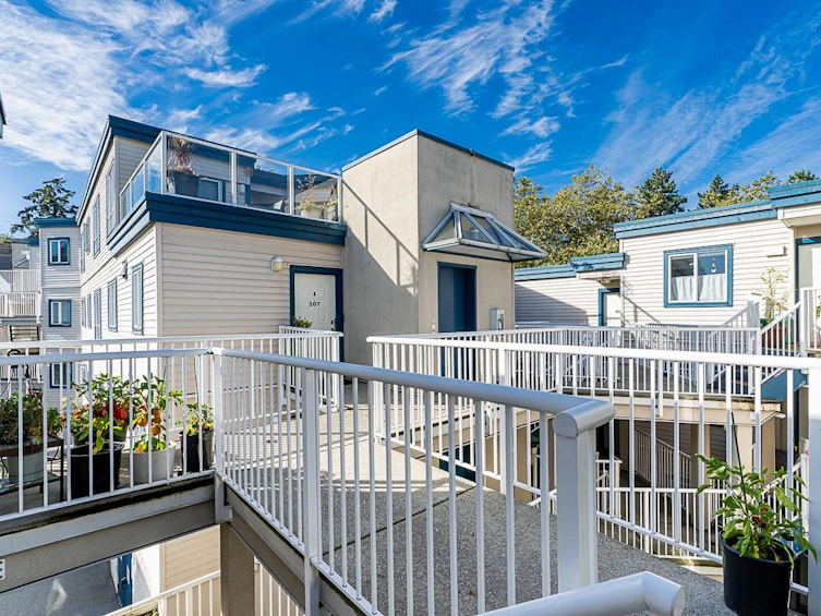 301-2288 Laurel Street, Vancouver, BC, V5Z 4K9 - 22