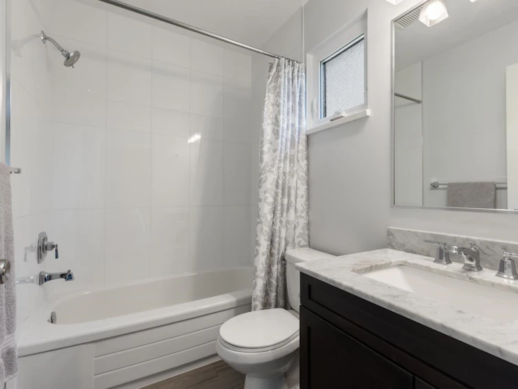 567 East 13th Avenue, Vancouver, BC, V5T 2K8 - 21