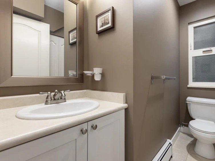 567 East 13th Avenue, Vancouver, BC, V5T 2K8 - 22