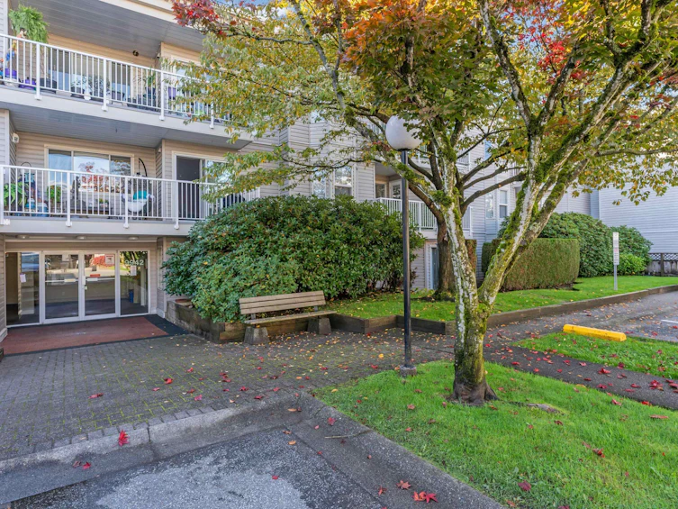 206-9942 151 Street, Surrey, BC, V3R 0V4 - 24