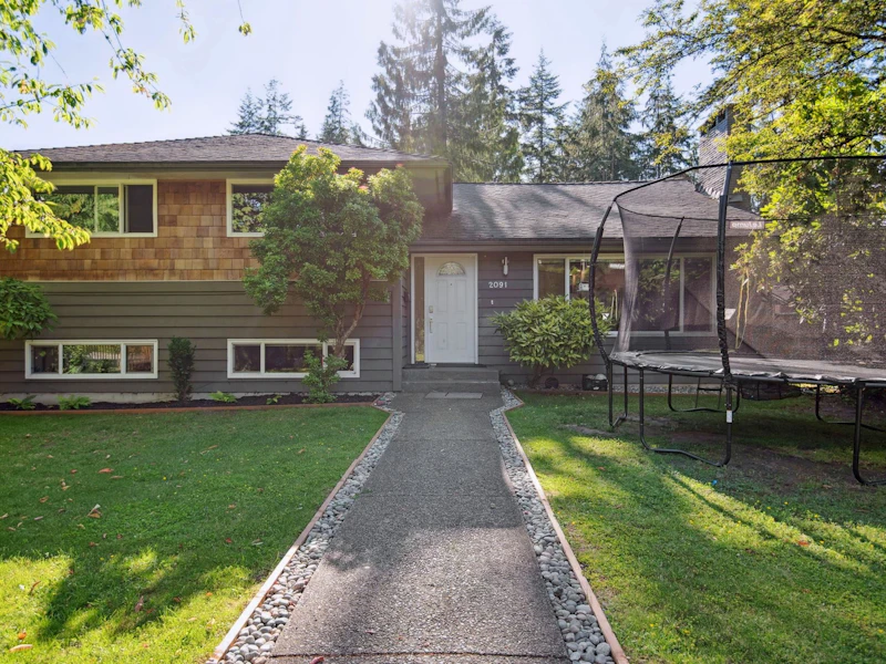 2091 Berkley Avenue, North Vancouver BC V7H 1Z6