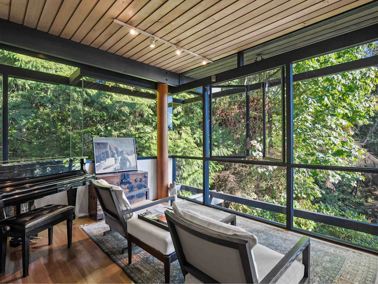1740 Queens Avenue, West Vancouver, BC, V7V 2X7 - 13