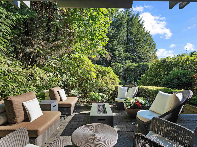 1740 Queens Avenue, West Vancouver, BC, V7V 2X7 - 35