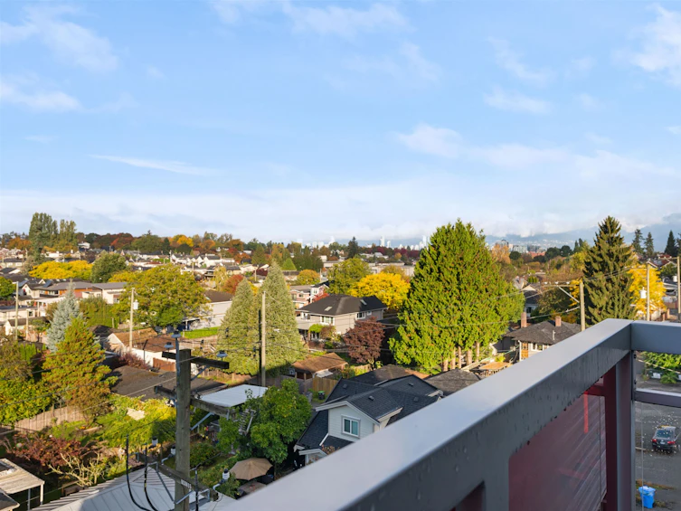 307-683 East 27th Avenue, Vancouver, BC, V5V 2K7 - 3