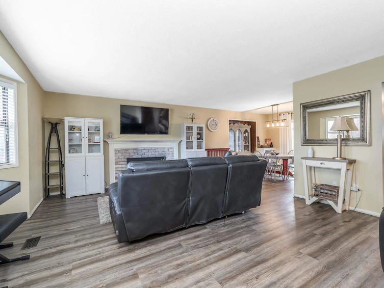 3772 Old Clayburn, Abbotsford, BC, V3G 1J2 - 6