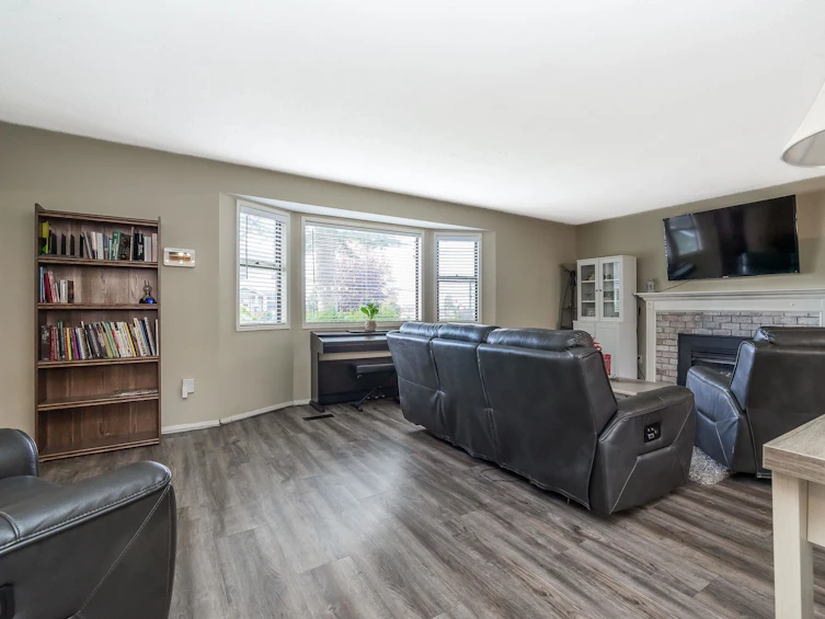 3772 Old Clayburn, Abbotsford, BC, V3G 1J2 - 7