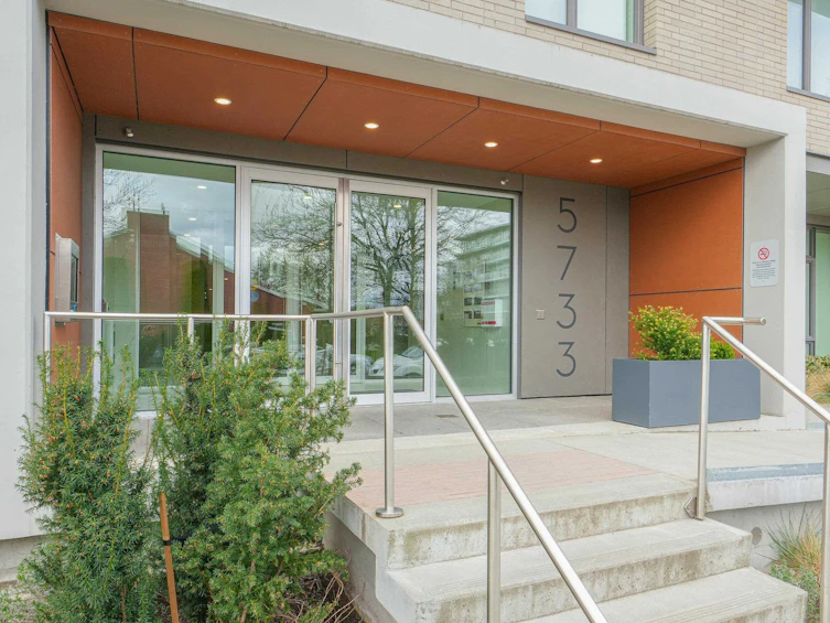 411-5733 Alberta Street, Vancouver, BC, V5Y 0M3 - 8