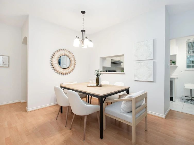 103-2105 W 42nd Avenue, Vancouver, BC, V6M 2B7 - 10