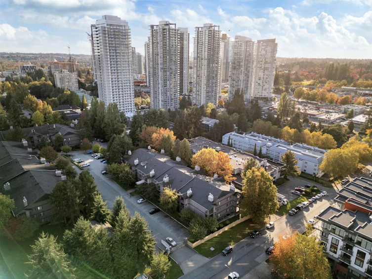 2201-13819 100 Avenue, Surrey, BC, V3T 5L1 - 27
