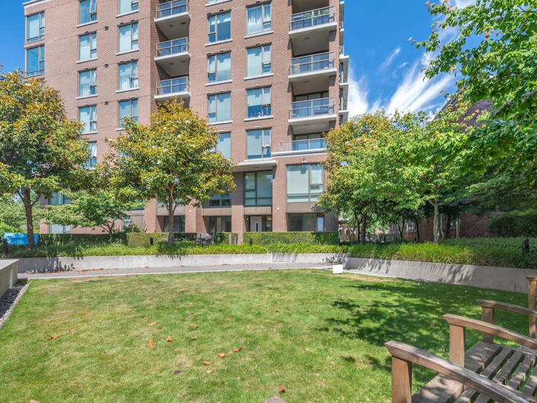 1401-445 W 2nd Avenue, Vancouver, BC, V5Y 0E8 - 21