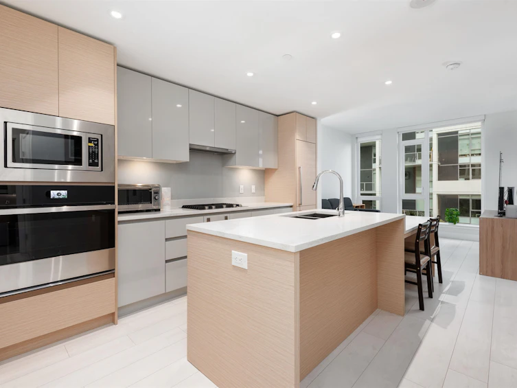 357-8575 Rivergrass Drive, Vancouver, BC, V5S 0J7 - 2