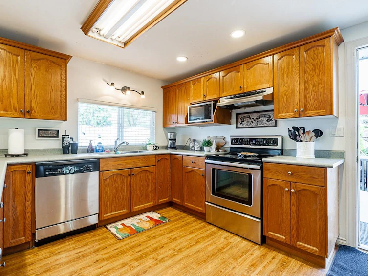 11394 240 Street, Maple Ridge, BC, V2W 0B4 - 9